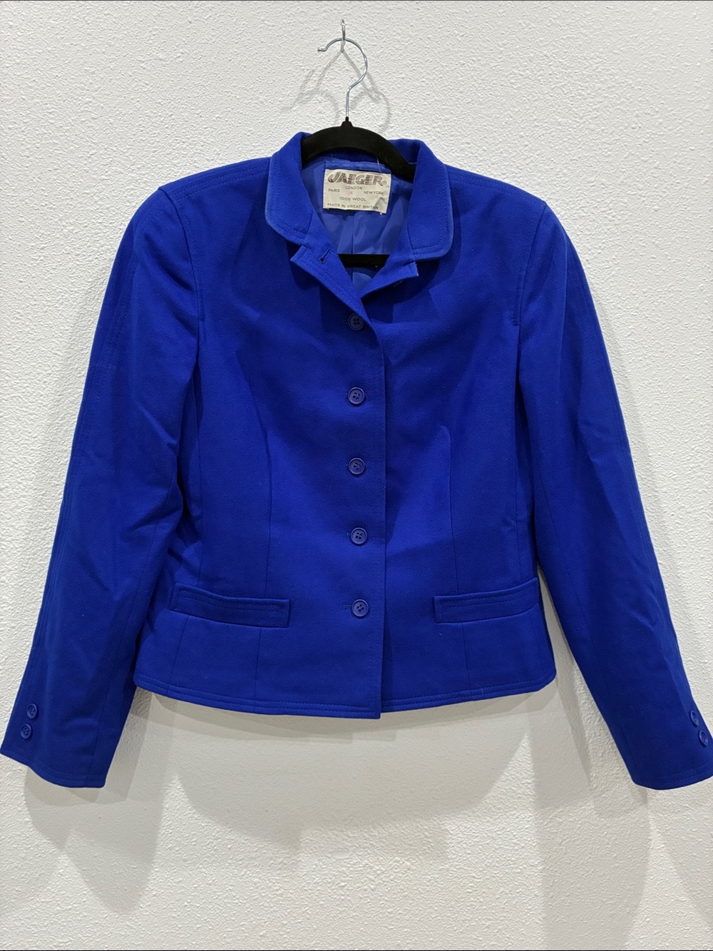 Jaeger Women's vintage Cobalt Blue 100% Wool Button Blazer